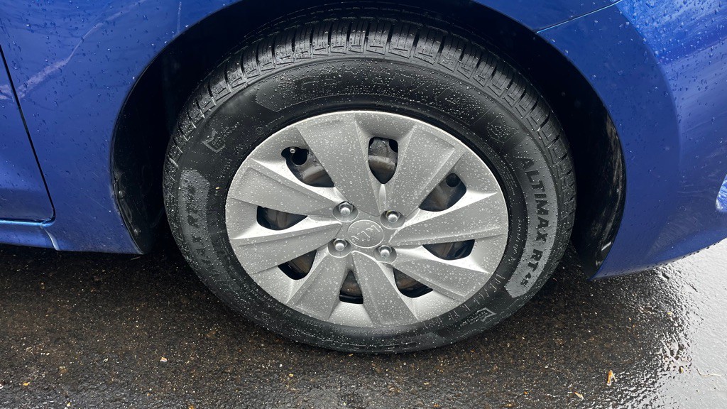 2019 Kia Rio Image 48