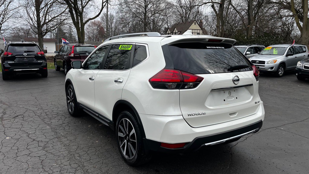 2017 Nissan Rogue Image 5