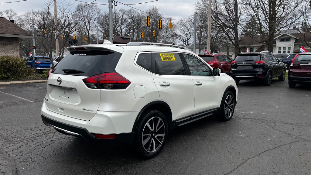 2017 Nissan Rogue Image 7