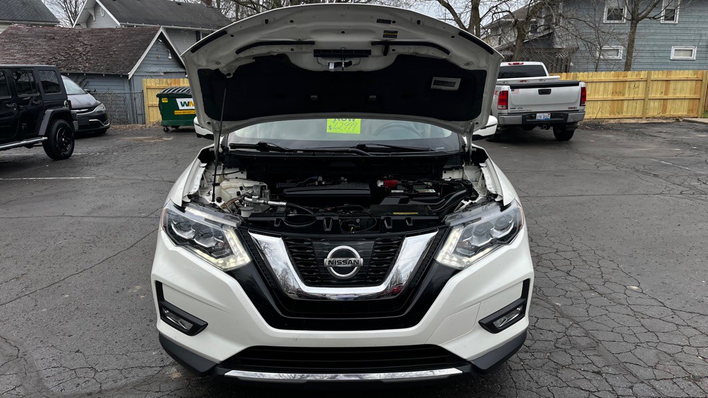 2017 Nissan Rogue Image 13