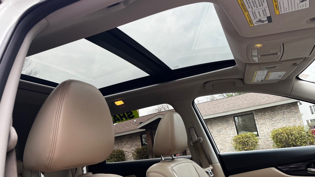 2017 Nissan Rogue Image 31