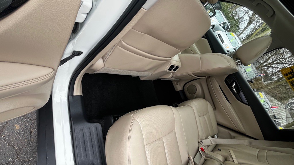 2017 Nissan Rogue Image 39