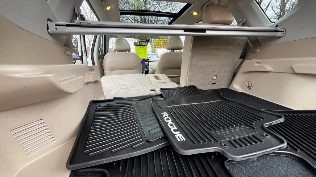 2017 Nissan Rogue Image 52