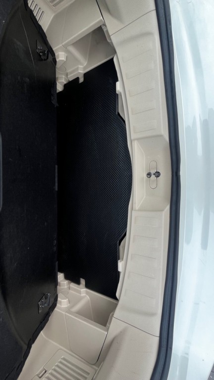 2017 Nissan Rogue Image 53