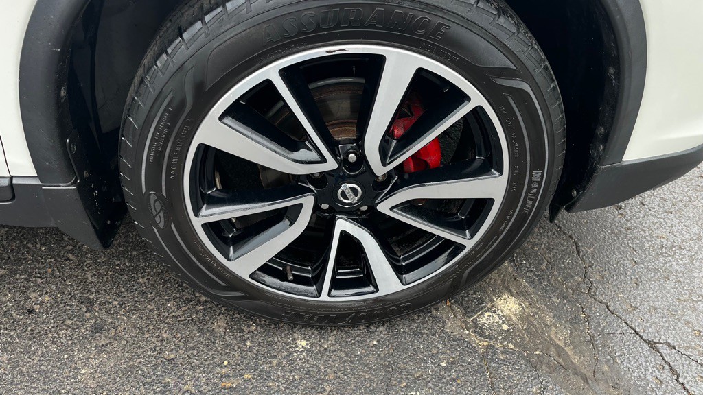 2017 Nissan Rogue Image 58