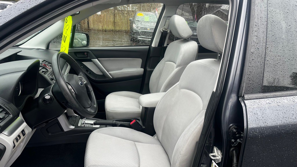 2014 Subaru Forester Image 17