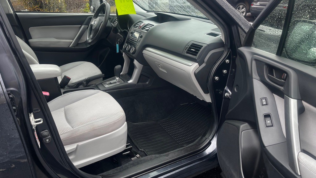 2014 Subaru Forester Image 18