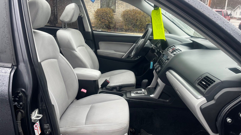 2014 Subaru Forester Image 19