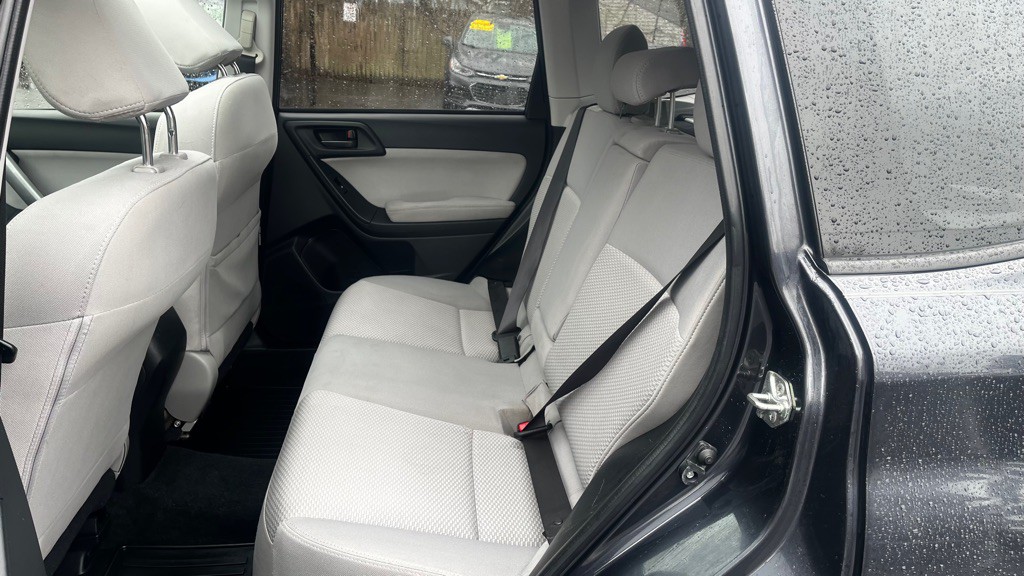 2014 Subaru Forester Image 24