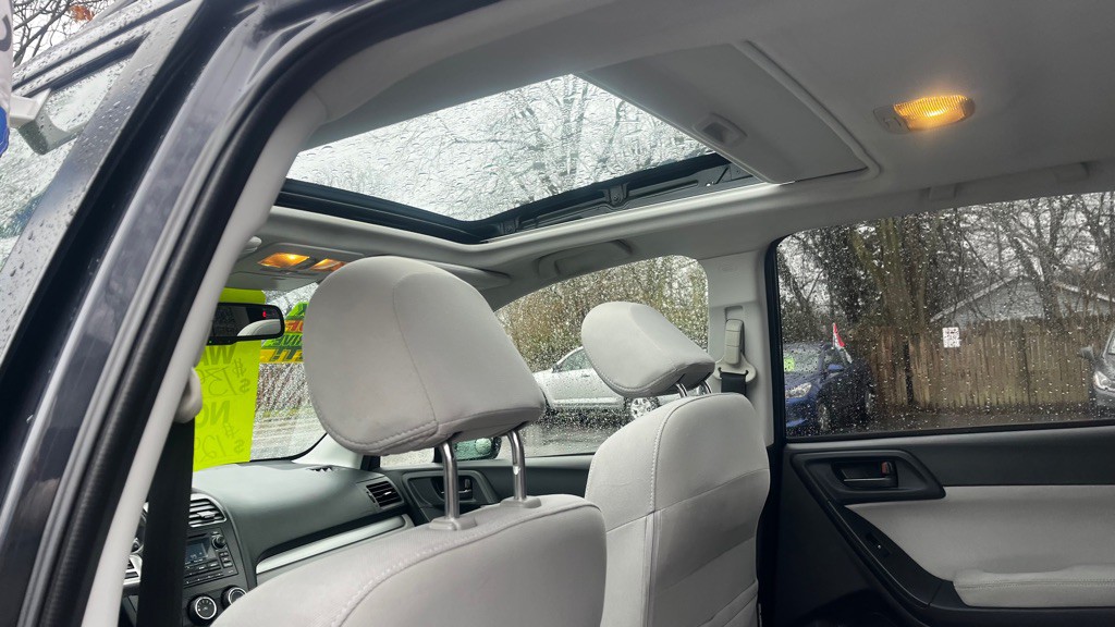 2014 Subaru Forester Image 29