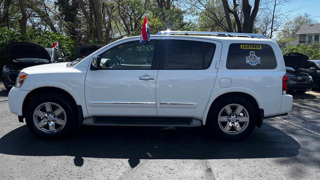 2011 Nissan Armada Image 3