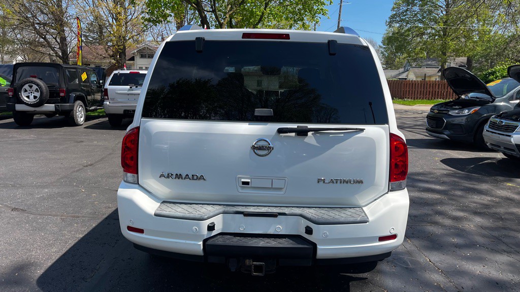 2011 Nissan Armada Image 7