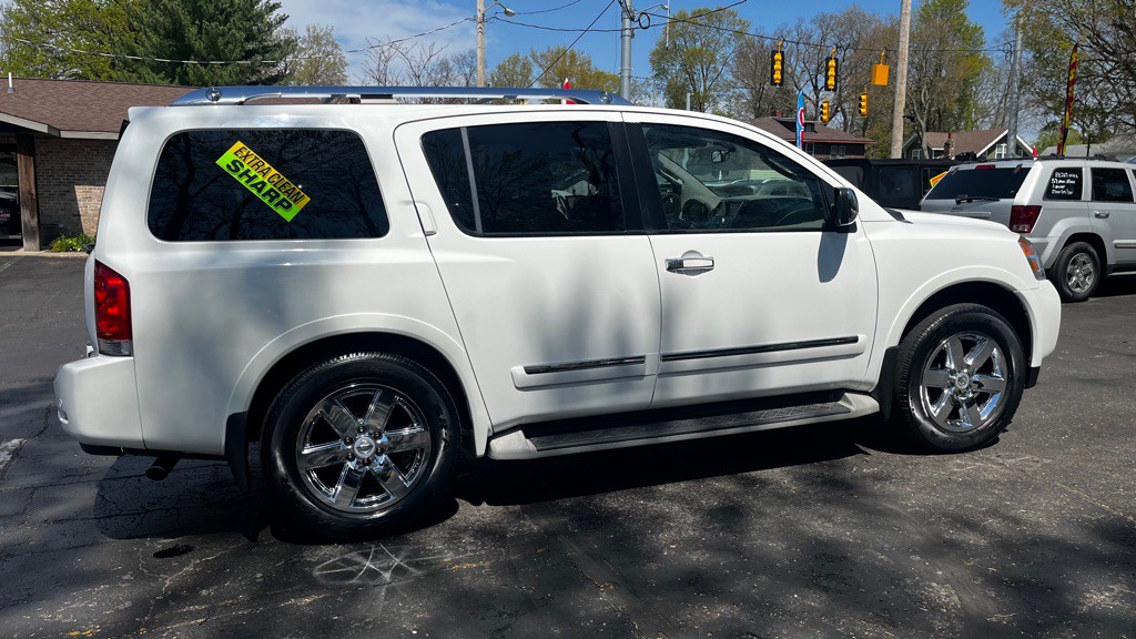 2011 Nissan Armada Image 9