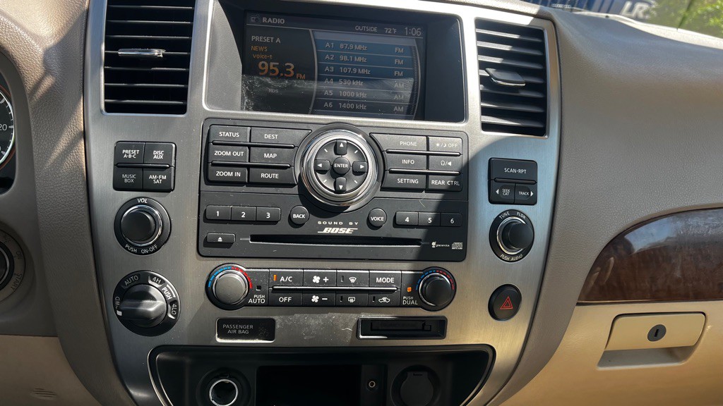 2011 Nissan Armada Image 21