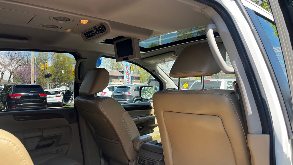 2011 Nissan Armada Image 47