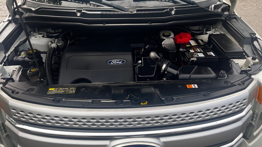 2011 Ford Explorer Image 16