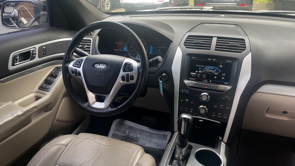 2011 Ford Explorer Image 43