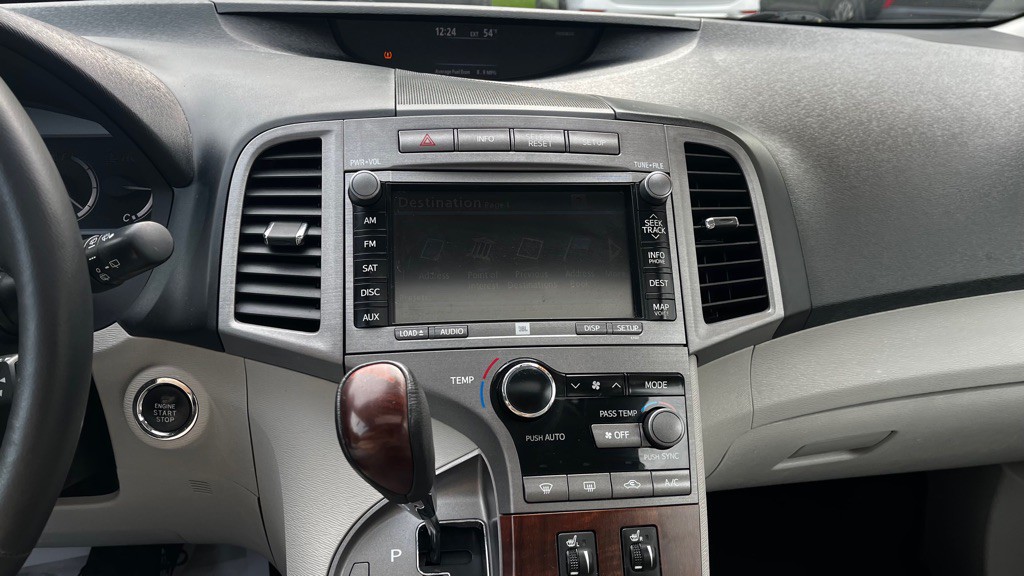 2010 Toyota Venza Image 23