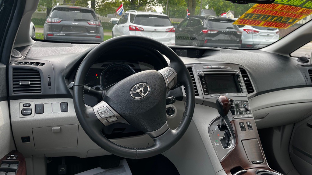 2010 Toyota Venza Image 37