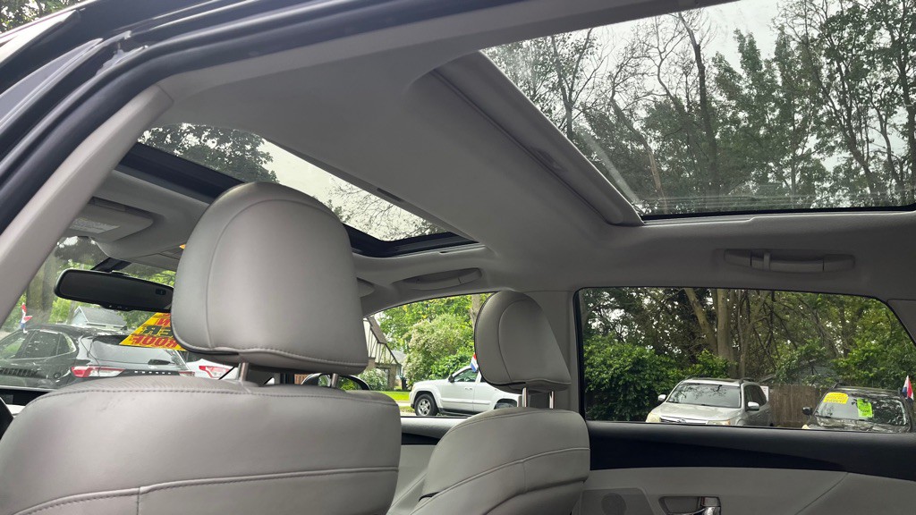 2010 Toyota Venza Image 39