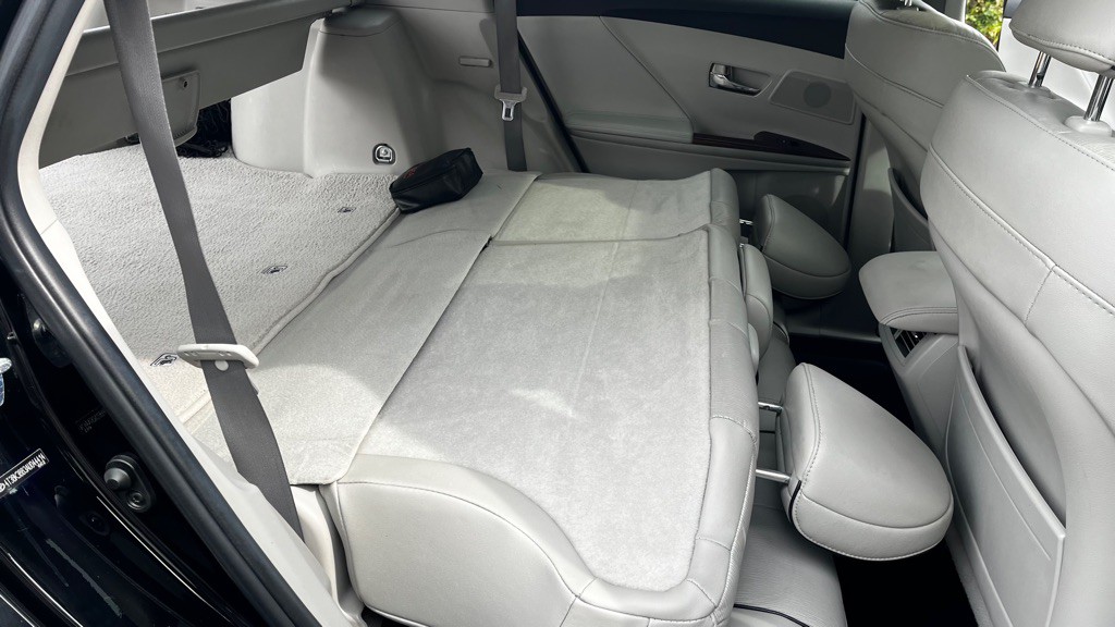 2010 Toyota Venza Image 50