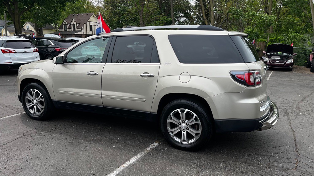 2015 GMC Acadia Image 4