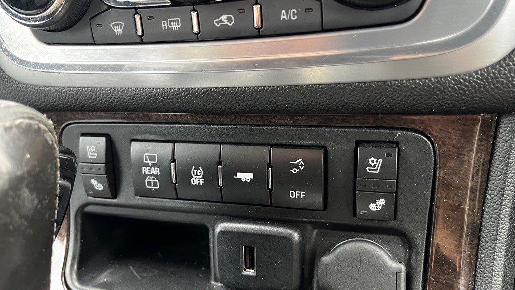 2015 GMC Acadia Image 26