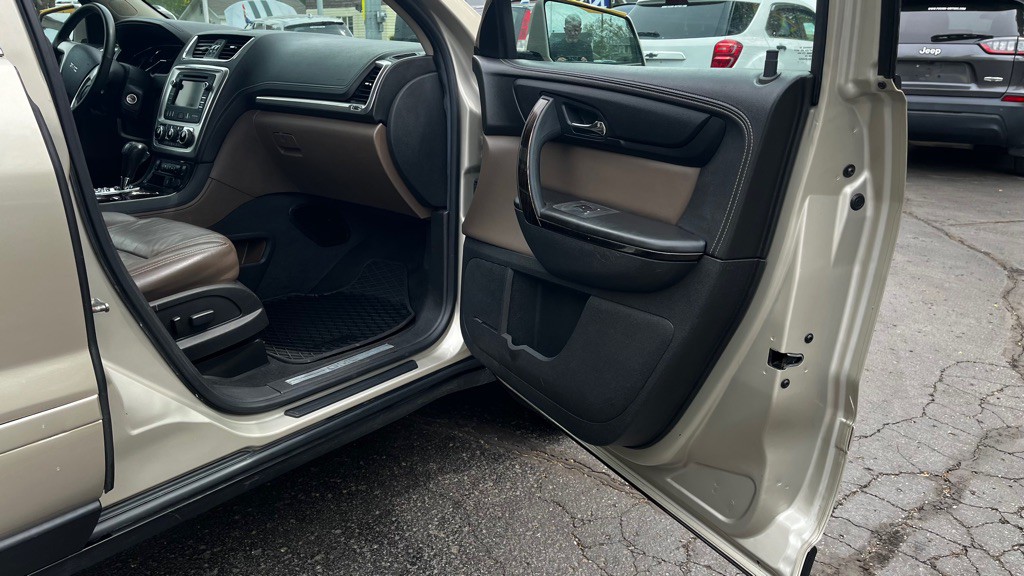 2015 GMC Acadia Image 35
