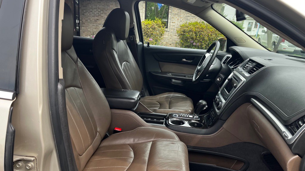 2015 GMC Acadia Image 37