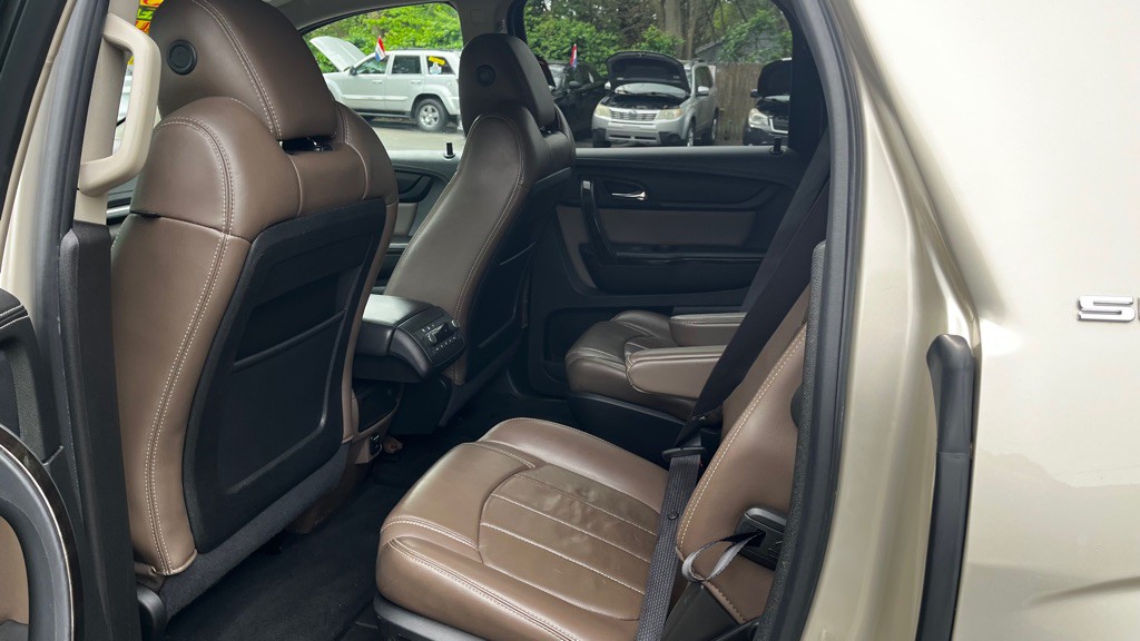 2015 GMC Acadia Image 43