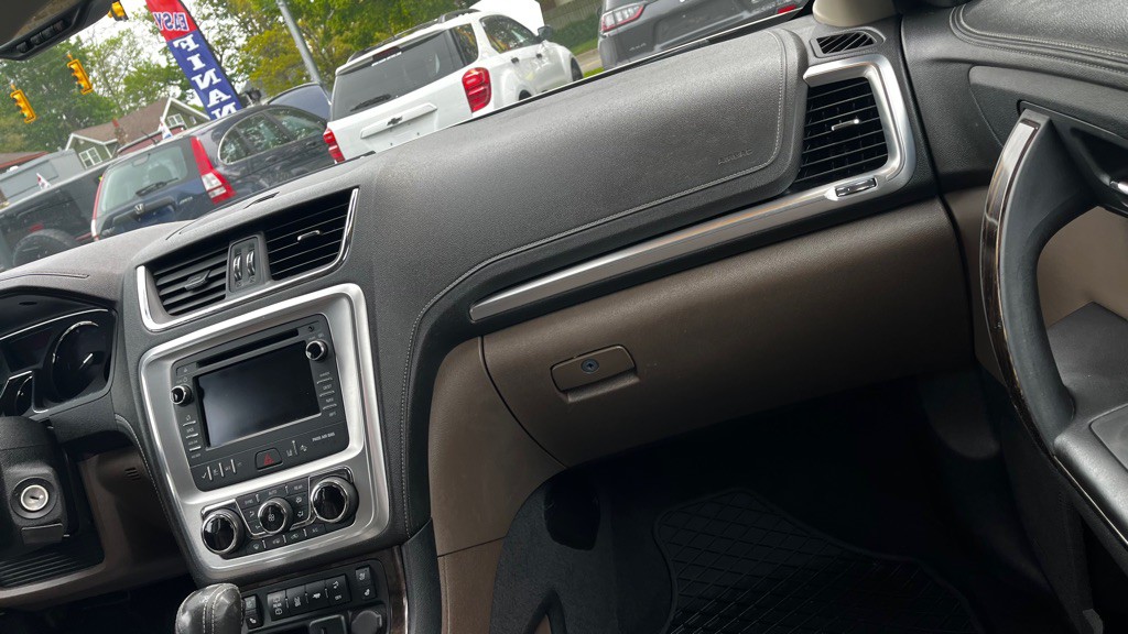 2015 GMC Acadia Image 46