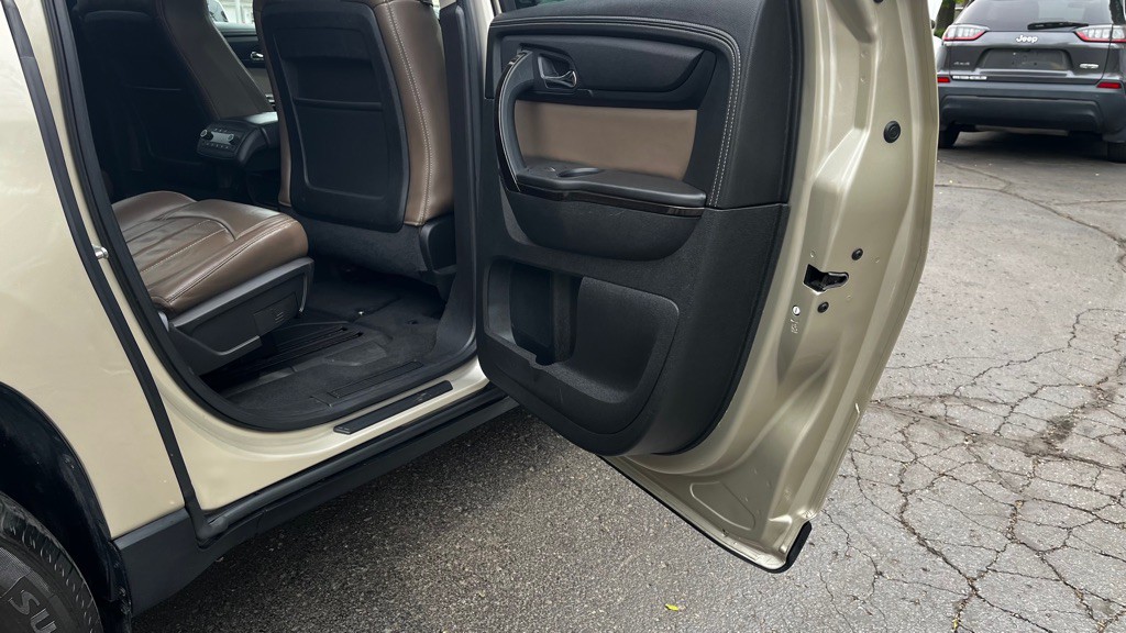 2015 GMC Acadia Image 50