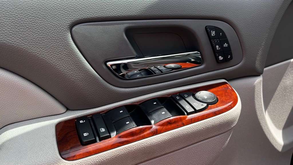 2013 Chevrolet Tahoe Image 31