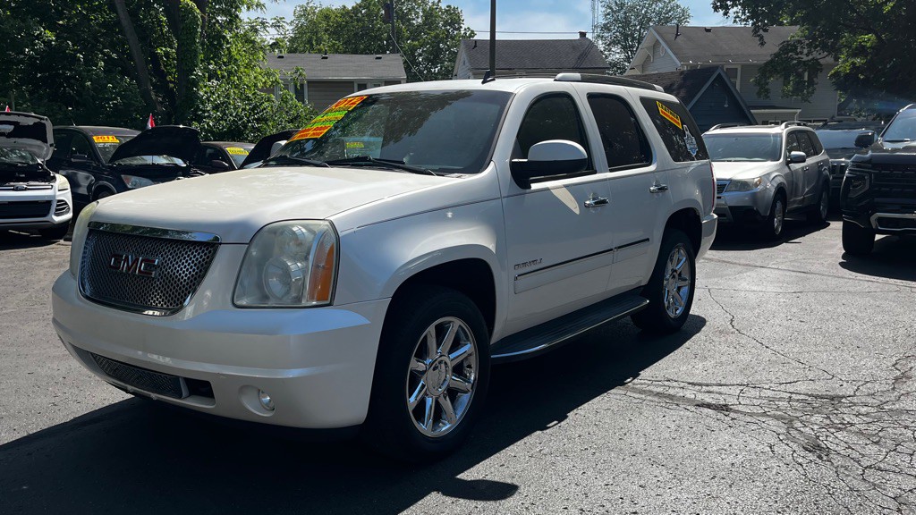 2012 GMC Yukon Image 1