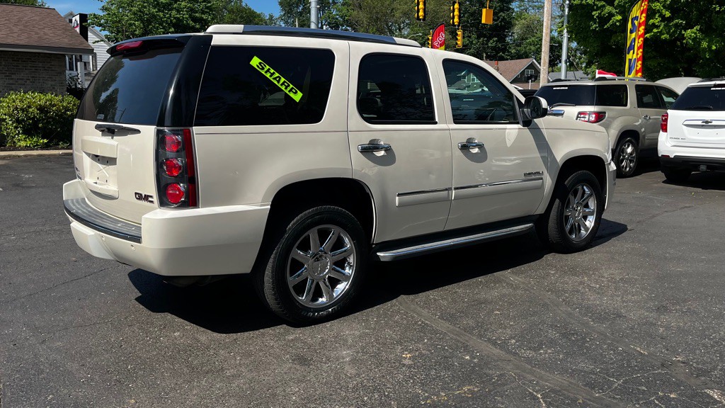 2012 GMC Yukon Image 9