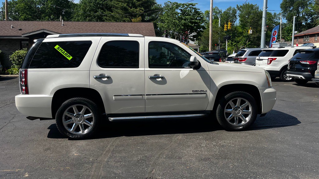 2012 GMC Yukon Image 10