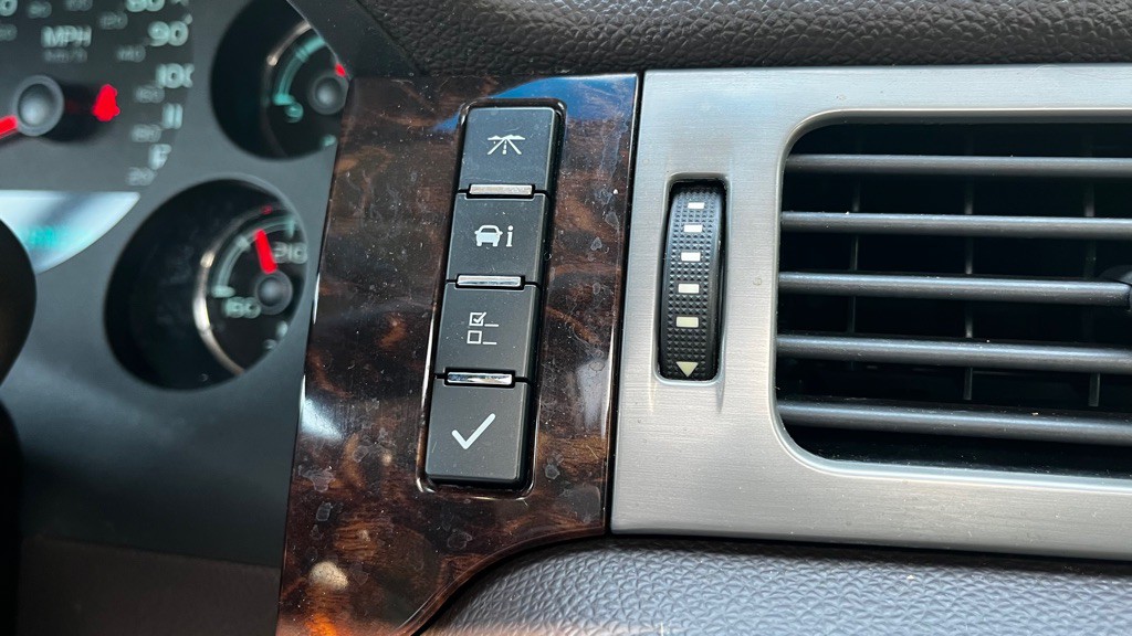 2012 GMC Yukon Image 21