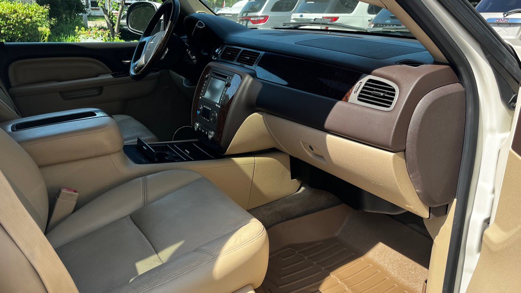2012 GMC Yukon Image 38