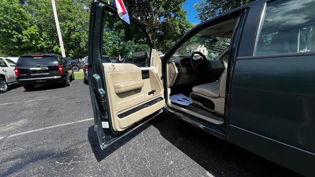 2005 Ford F-150 Image 22