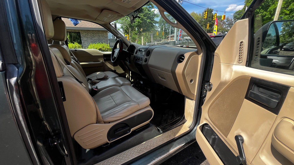 2005 Ford F-150 Image 26