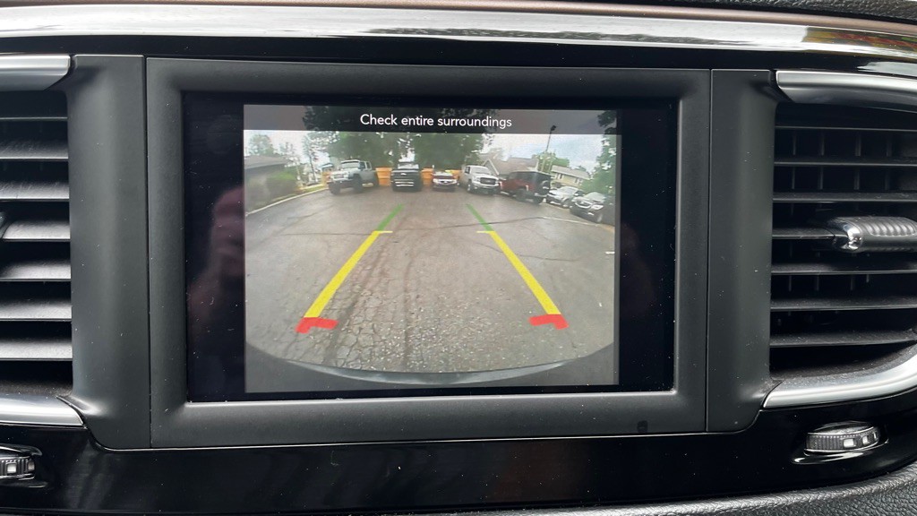 2019 Chrysler Pacifica Image 17