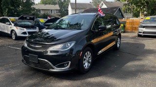 Image for 2019 Chrysler Pacifica Touring L ID: 7505243