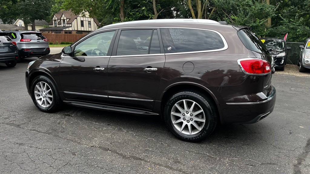 2017 Buick Enclave Image 4