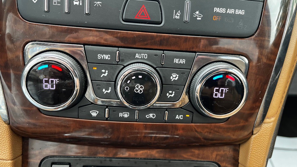 2017 Buick Enclave Image 25