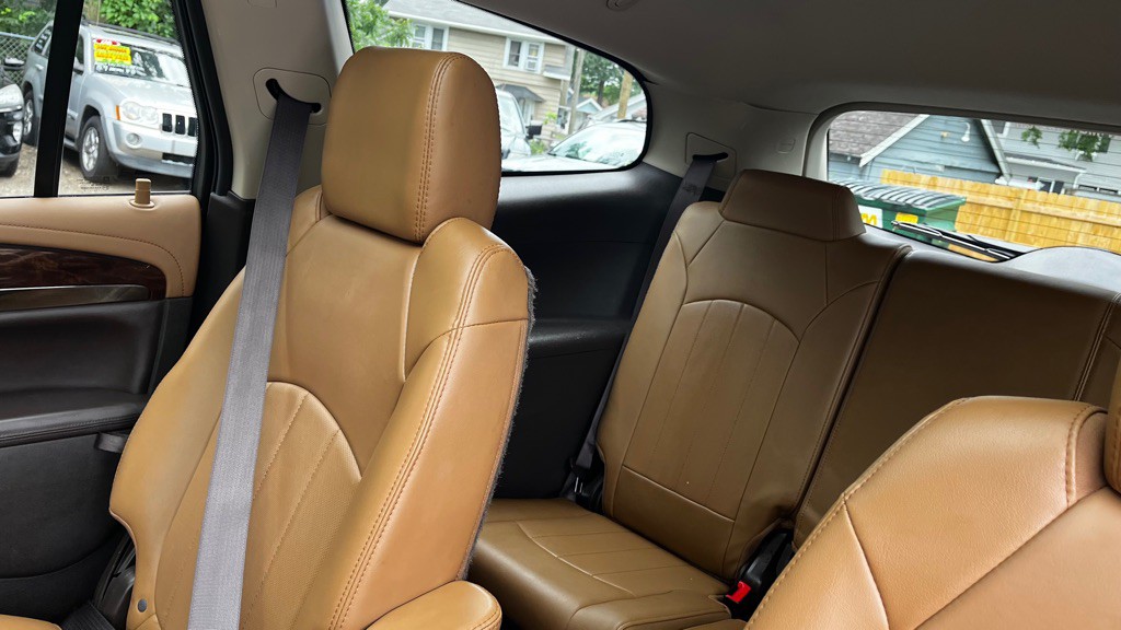 2017 Buick Enclave Image 41