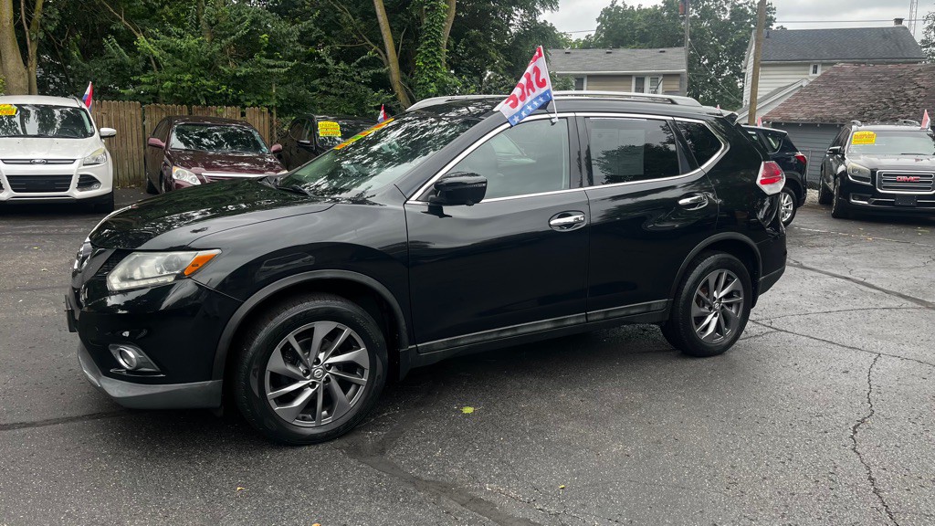 2016 Nissan Rogue Image 2