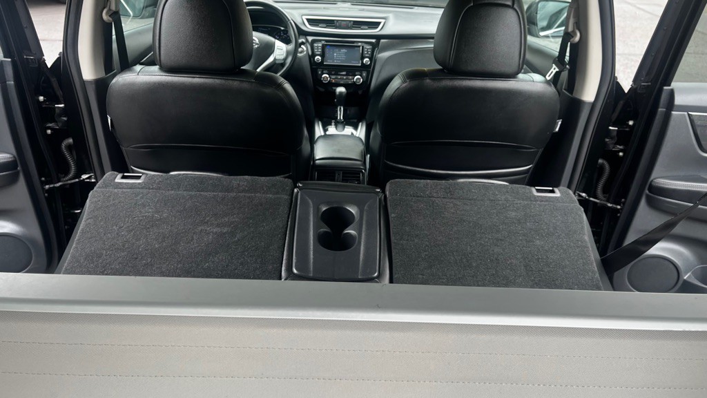 2016 Nissan Rogue Image 47