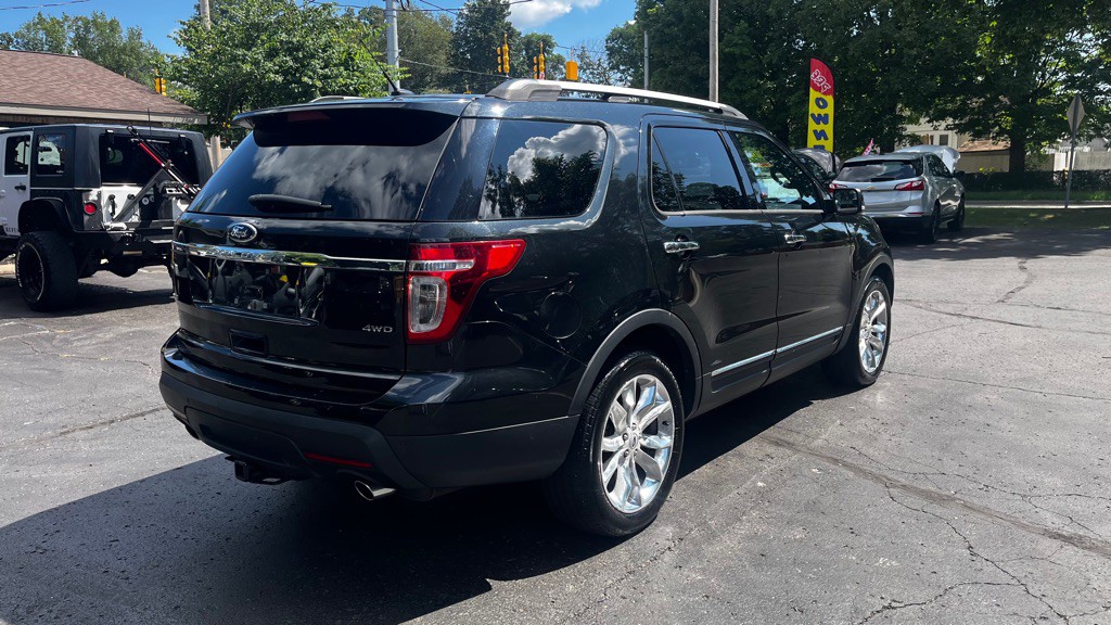 2014 Ford Explorer Image 8