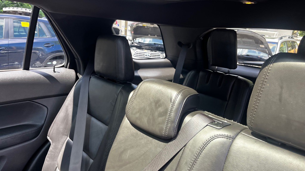 2014 Ford Explorer Image 39