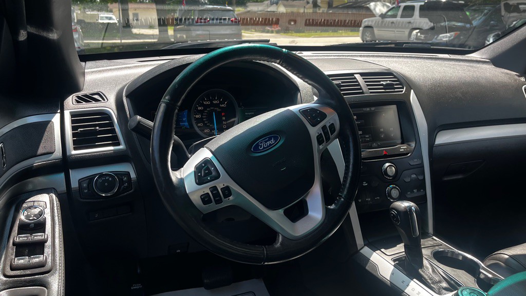 2014 Ford Explorer Image 41